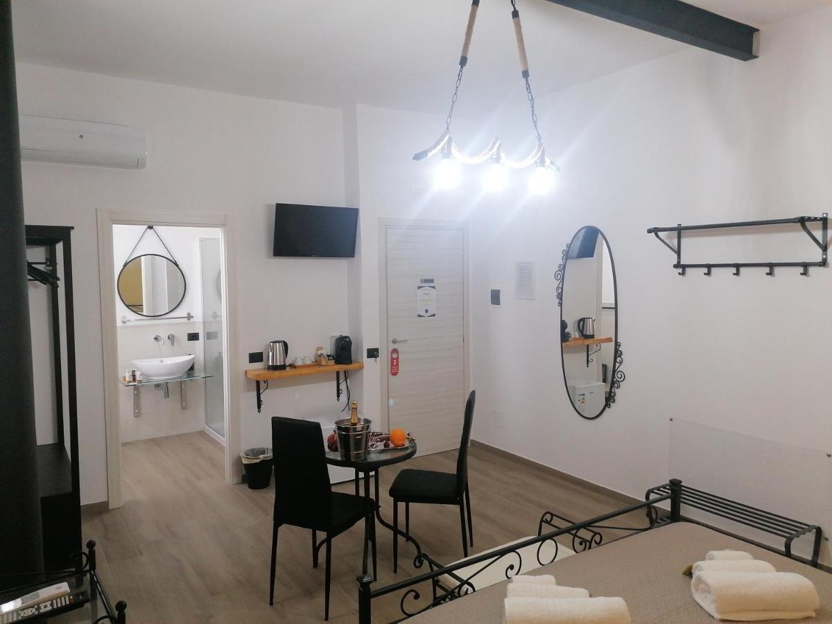 B&B 36 Passi Dal Mare 2.0 Трапани Экстерьер фото